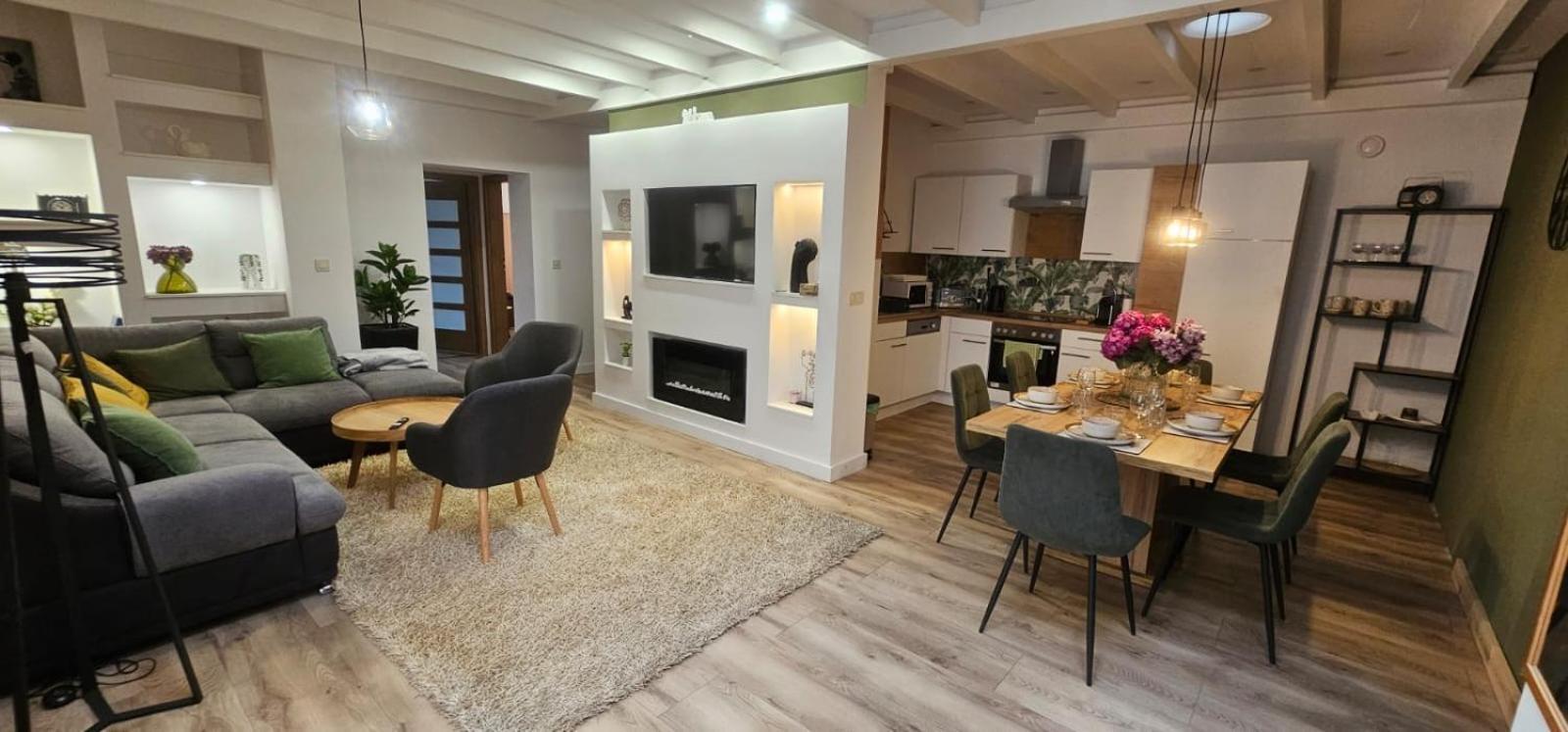 דברצן Peterfia Boutique Apartments מראה חיצוני תמונה