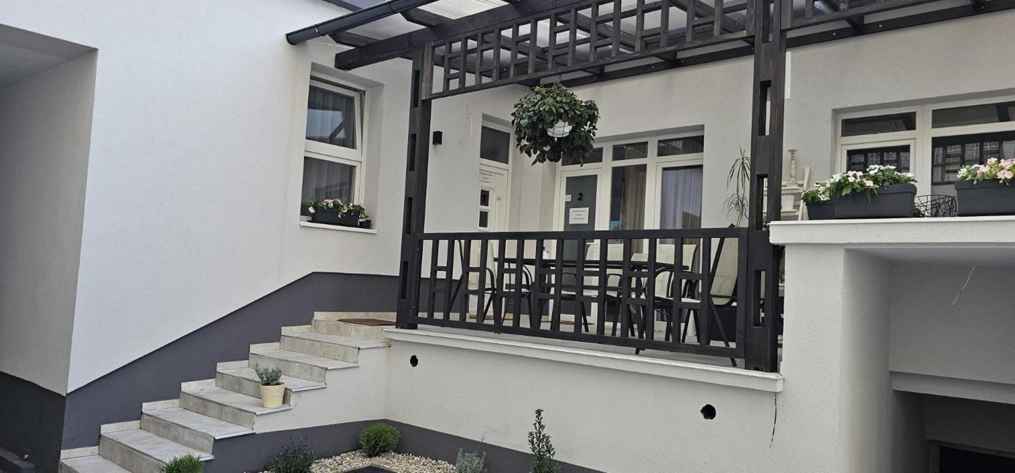 דברצן Peterfia Boutique Apartments מראה חיצוני תמונה